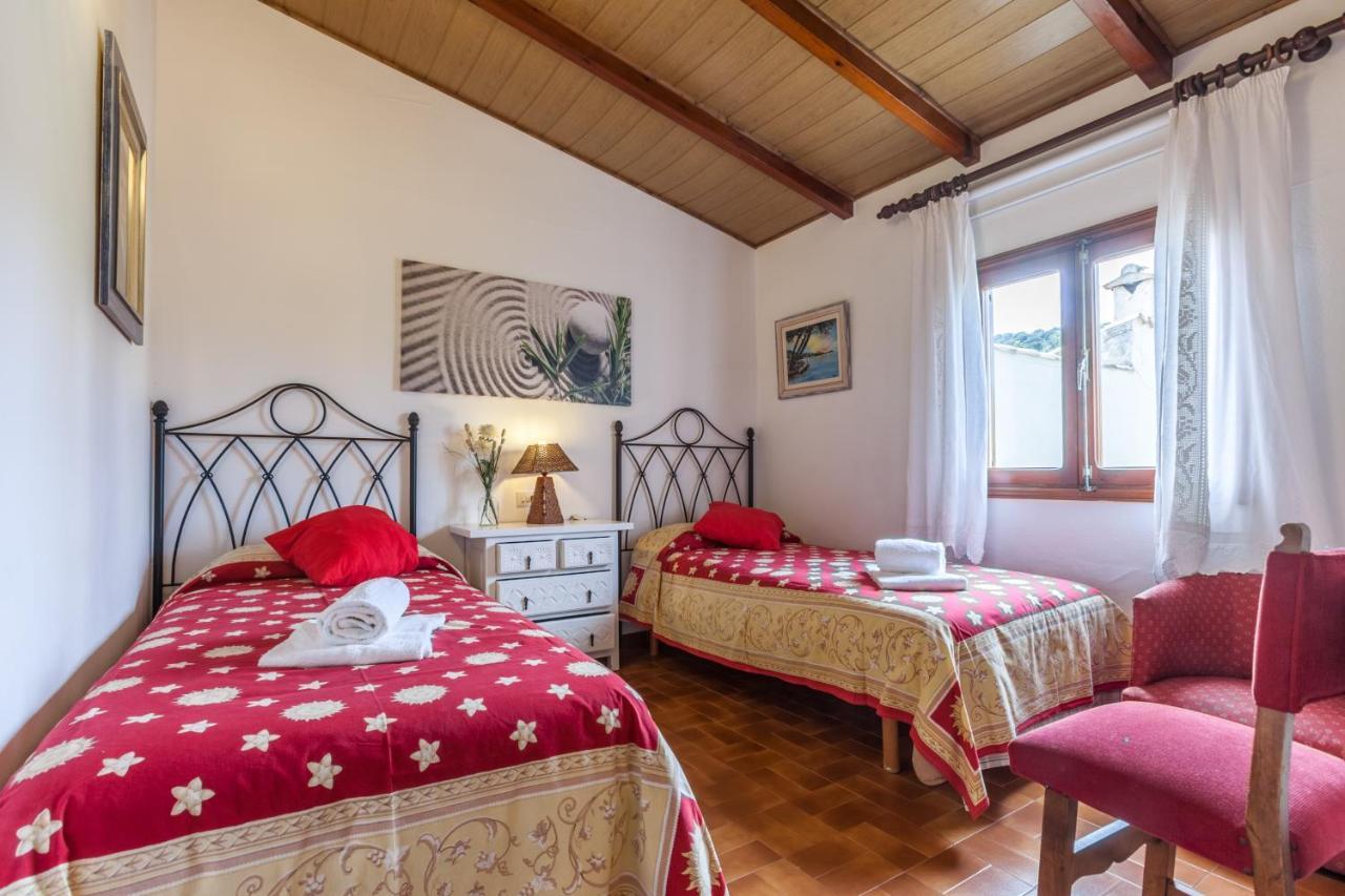Fullos * Pollenca